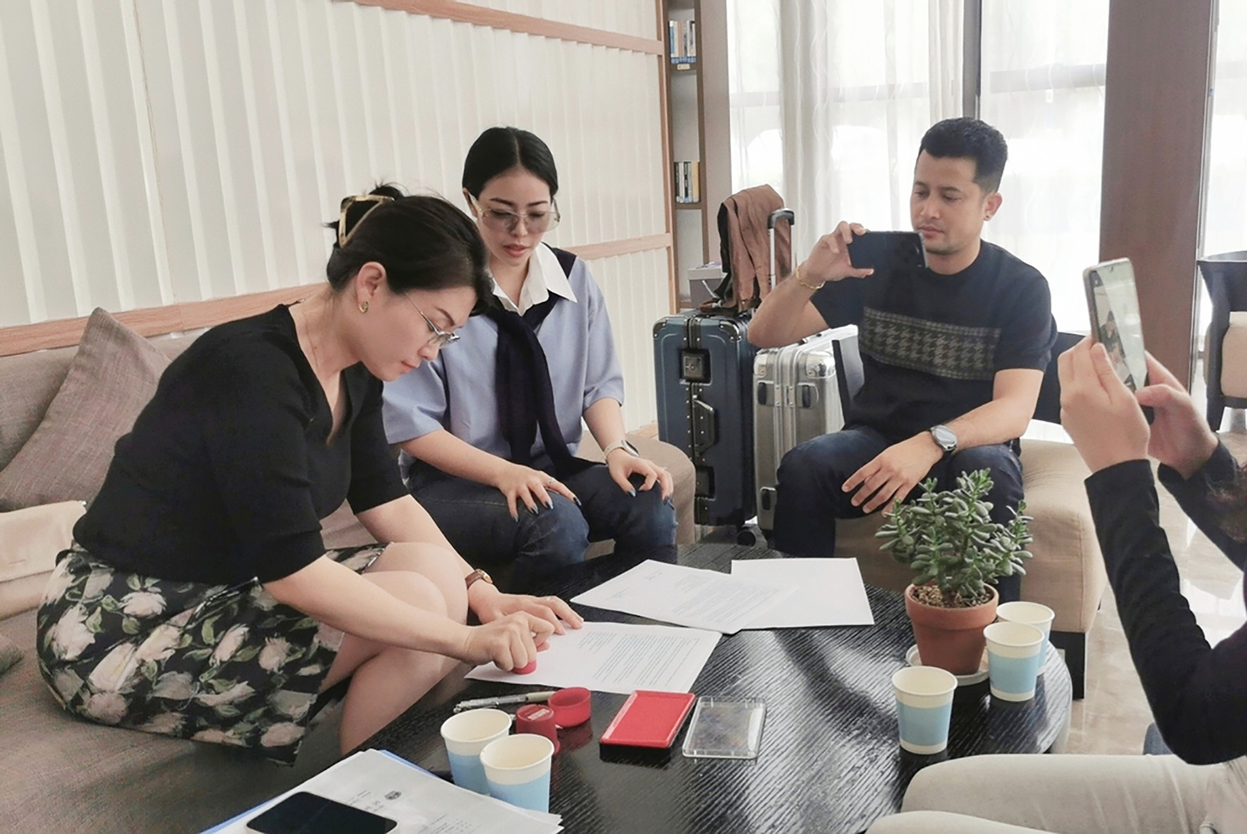 国产成人精品一区二区三区